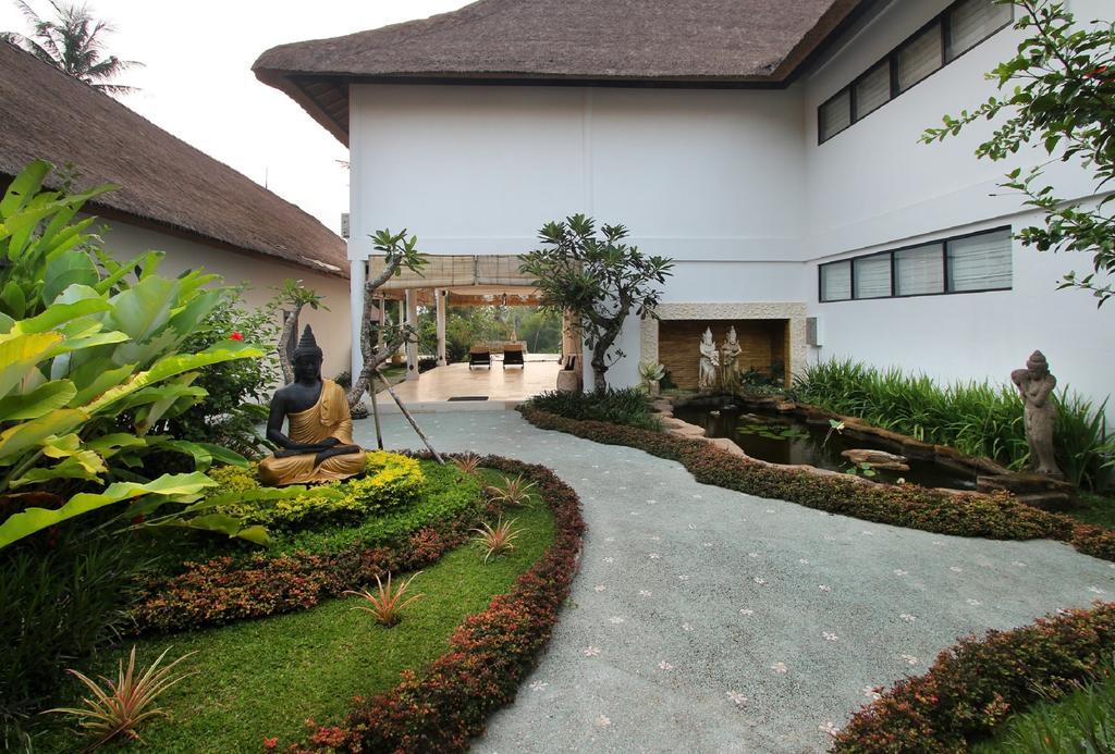Frangipani Villas Ubud Extérieur photo